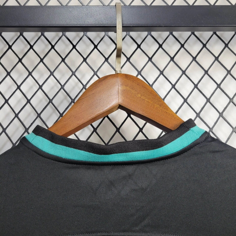 Camisa Liverpool Especial "LeBron James" 24/25 - Nike Torcedor Masculina - Lançamento