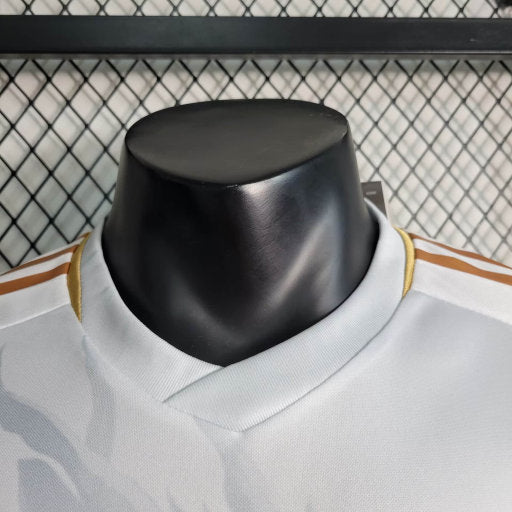 Camisa Japão Edição Dragão Branco 23/24 - Versão Jogador - Lançamento