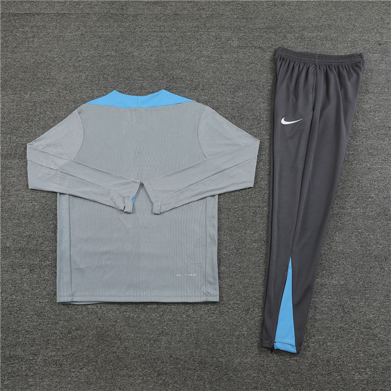 Conjunto de Treino Tottenham 24/25 Nike - Lançamento