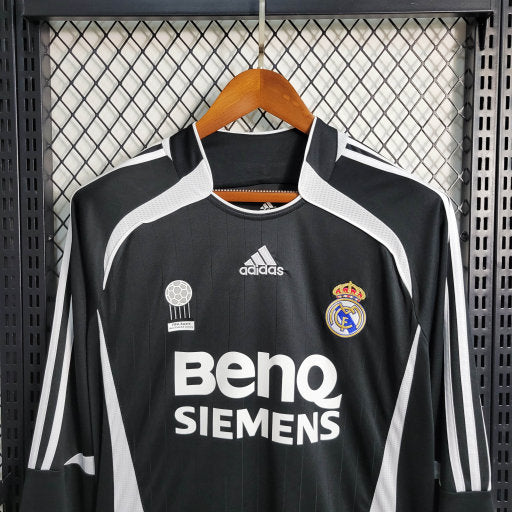 Camisa Real Madrid Away 06/07 - Versão Retro Manga Comprida