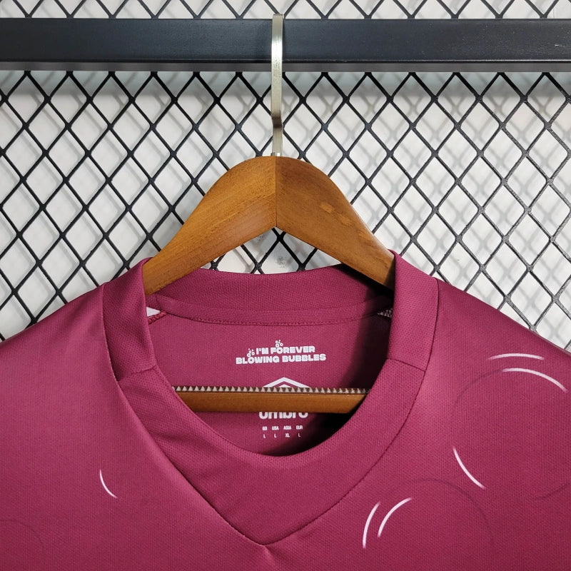 Camisa West Ham Home 23/24 - Umbro Torcedor