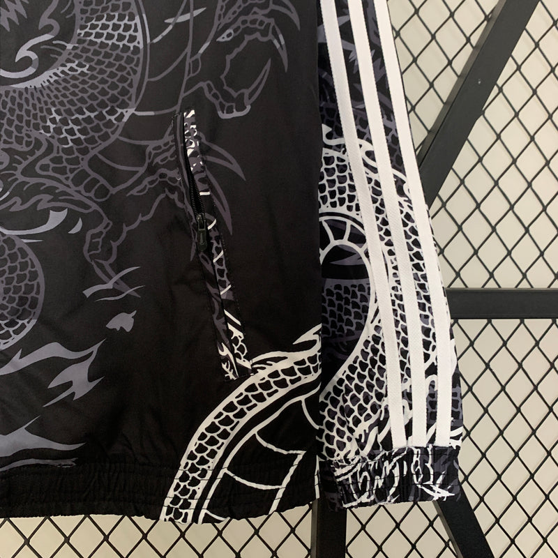 Jaqueta Corta Vento Reversível Real Madrid Dragão 23/24 - Preto