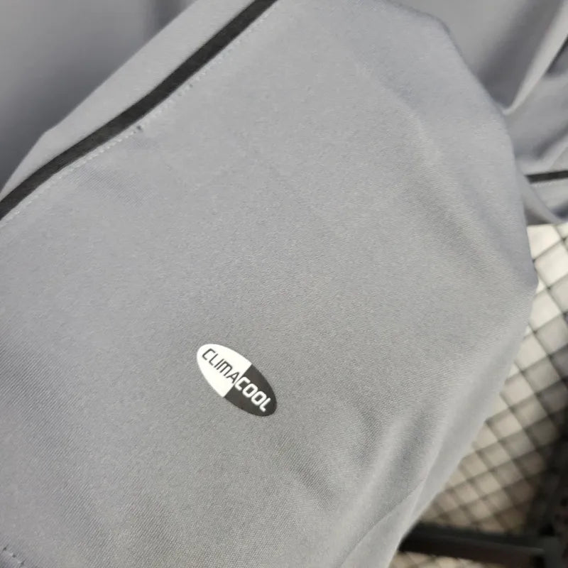 Camisa Real Madrid Third 05/06 - Versão Retro