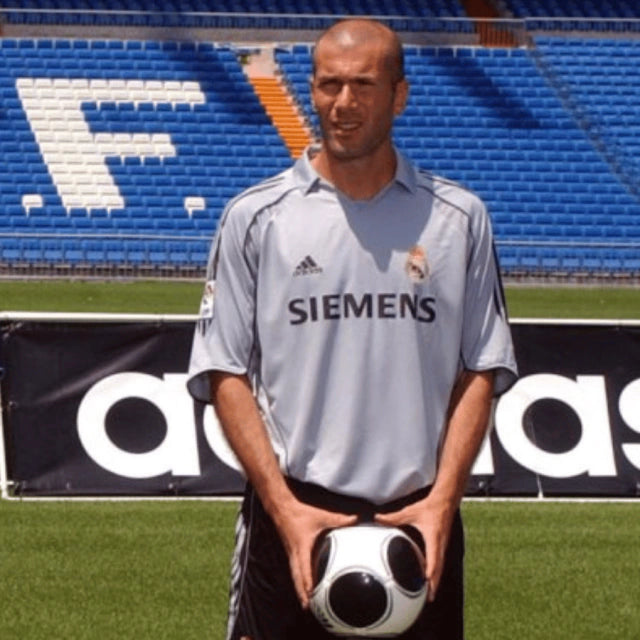 Camisa Real Madrid Third 05/06 - Versão Retro